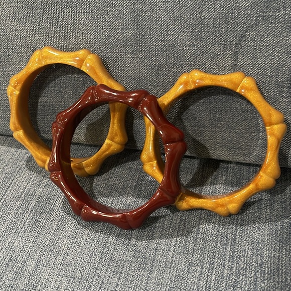 A.P.C.resin bracelets set of 3 - Picture 2 of 9